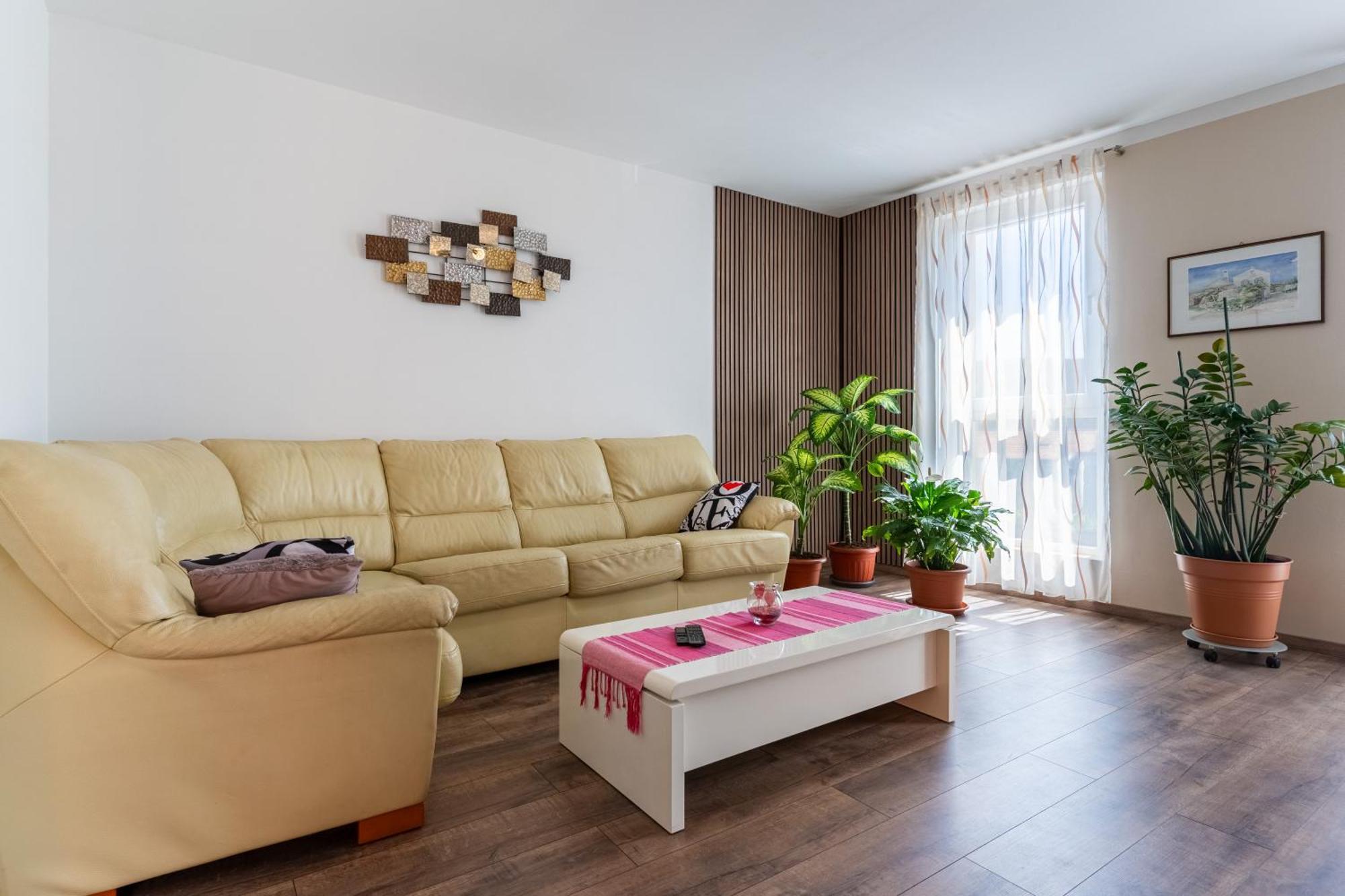 קרס Apartman Laura מראה חיצוני תמונה